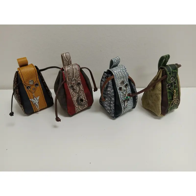 Grimbeard's Dice Bags - Square with Replaceable Pendant Charm