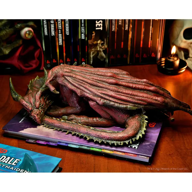 D&D Replicas of the Realms - Pseudodragon Life-Size Figure