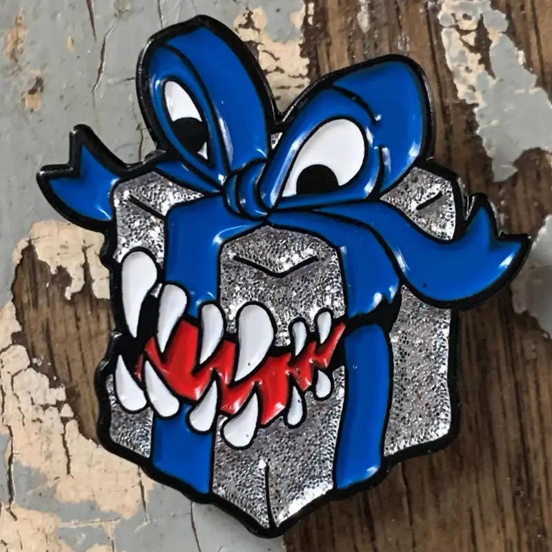 Mimic Present Pin Silver/Blue