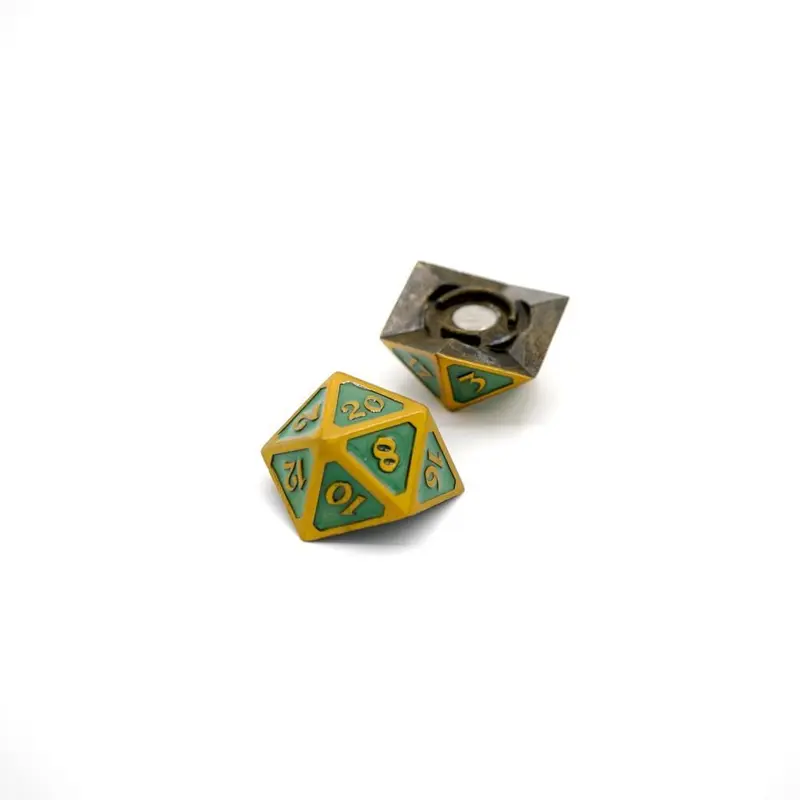 Die Hard Dice MultiClass Wildshape D20